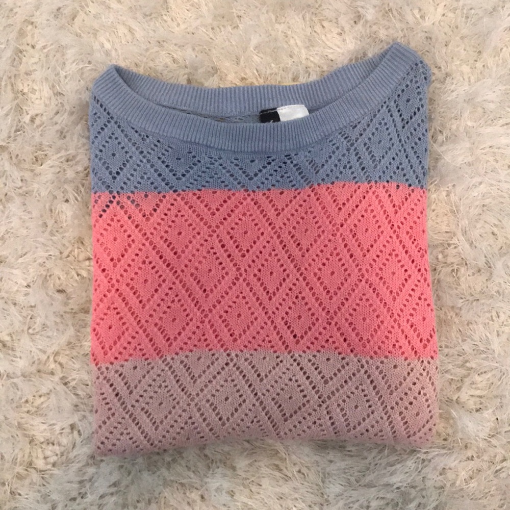 WOMENS TOP